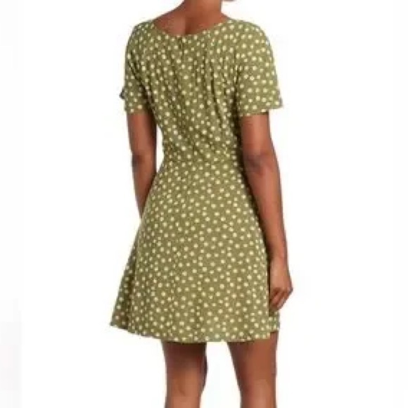 🍸Nordstrom Abound Olive Vintage Daisy Dress in Size XS NWT🍸 - Picture 2 of 6